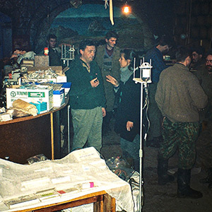 Russian Army field hospital, Chechnya, 1996. Brent Sadler (left) talks with CNN producer, Ingrid Formanek